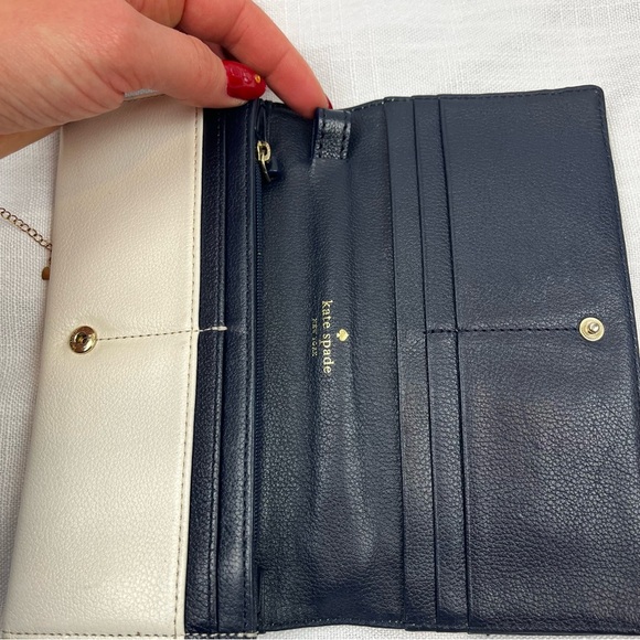 Kate Spade Leather Bow Wallet / Wrislet - Picture 6 of 14